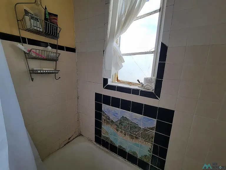 220 N Foch St #3 — Photo 7