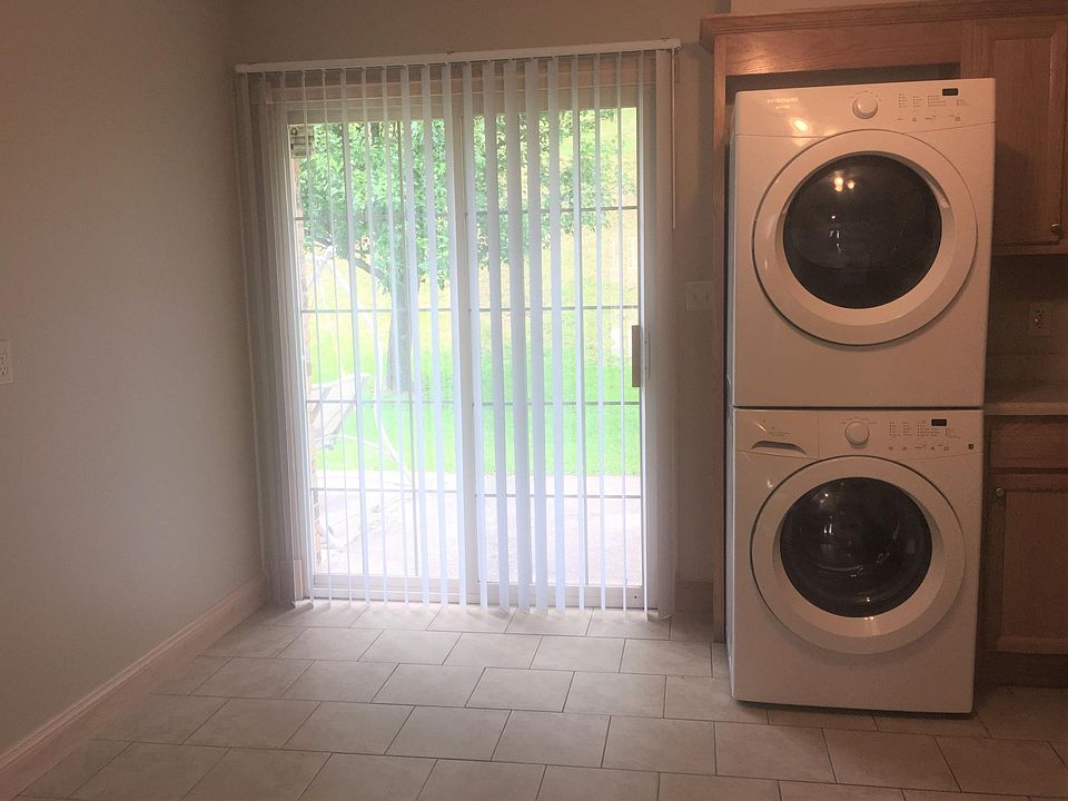2nd image of 1616 Spring Valley Dr APT 26