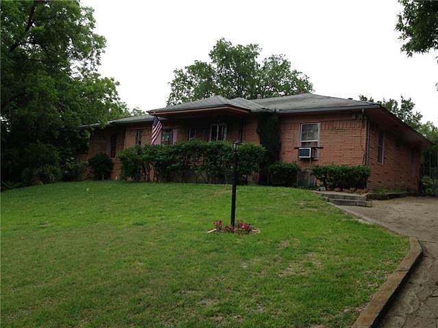 2nd image of 2338 Givendale Rd