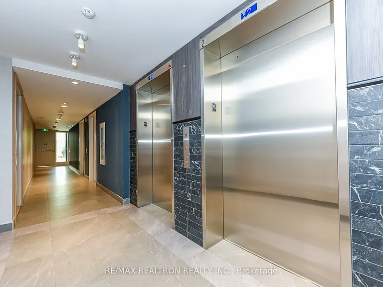 1195 The Queensway W #513 — Photo 5