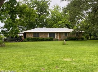 207 Menard Rd, Cankton, LA 70584