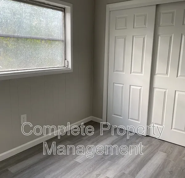 6721 Grasselli Rd — Photo 8