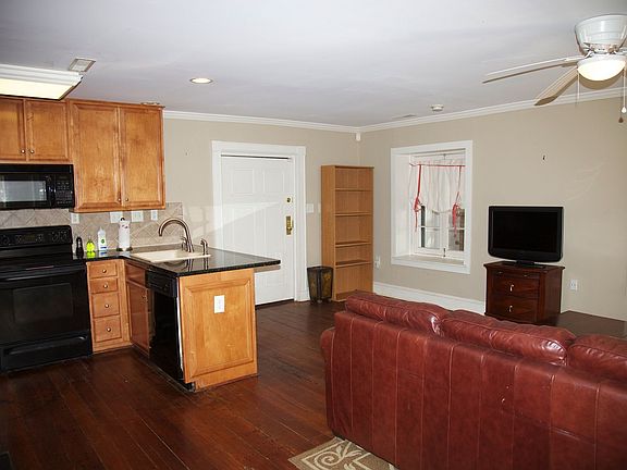 Open Plan Kitchen/Living Area