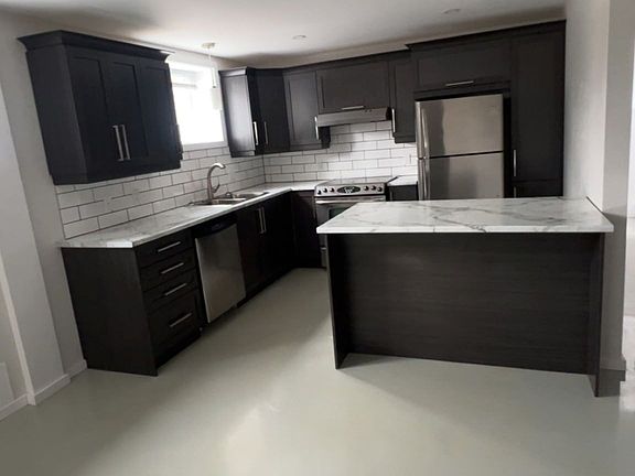 3rd image of 20 Saint Placide St