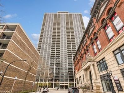 1560 N Sandburg Ter APT 4003, Chicago, IL, 60610