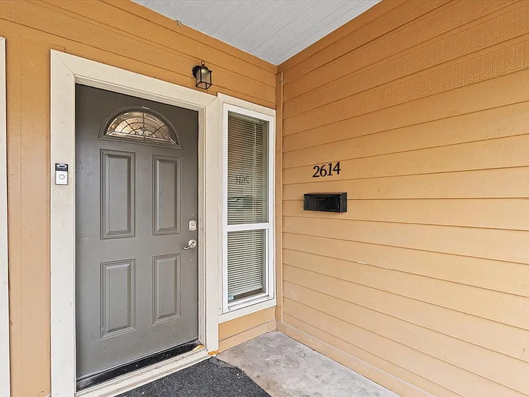 2614 Isabella St — Photo 10