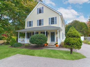 59 Chestnut St, Foxboro, MA 02035