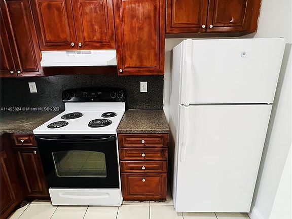 2nd image of 2620 NE 215th St #2620