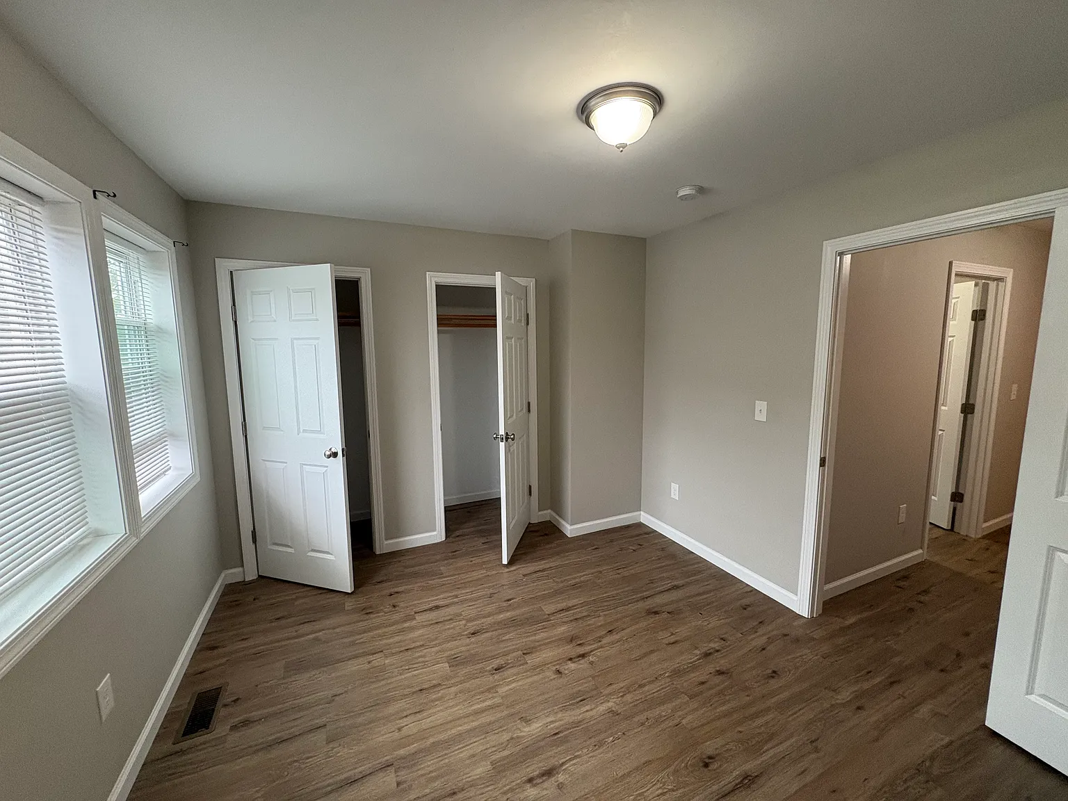 Putnam Cir, Springfield — Photo 4
