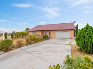 14799 Aberdeen Ln, Helendale, CA 92342