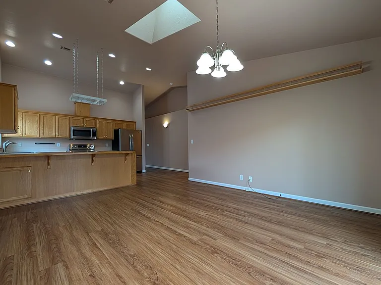 6566 Jules Pl — Photo 12