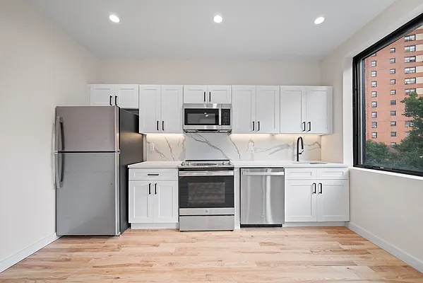 Rented by Living New York | media 7