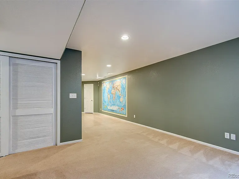 9141 Sunningdale Rd — Photo 35