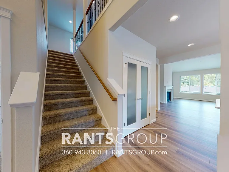 5212 Marian Dr NE — Photo 25