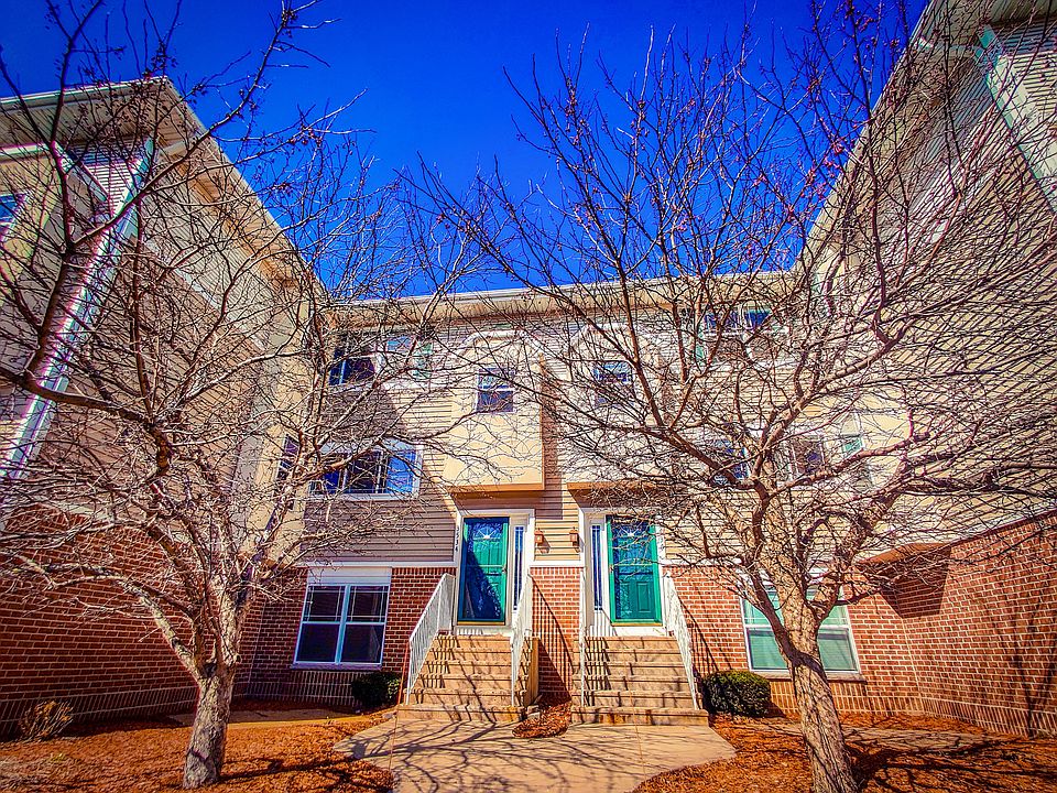 1st image of 3534 Barnard Ave #3534