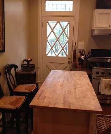 Comfortable main kitchen, visit while you cook!