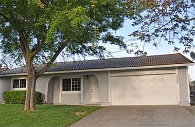 1st image of 7252 Leonard Ave