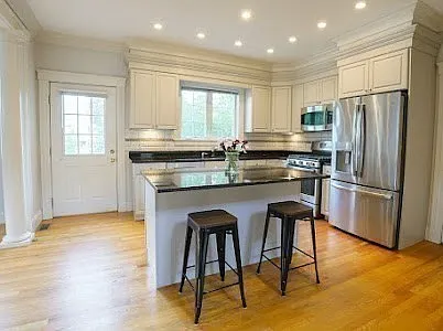 3 A Allen St #A — Photo 5