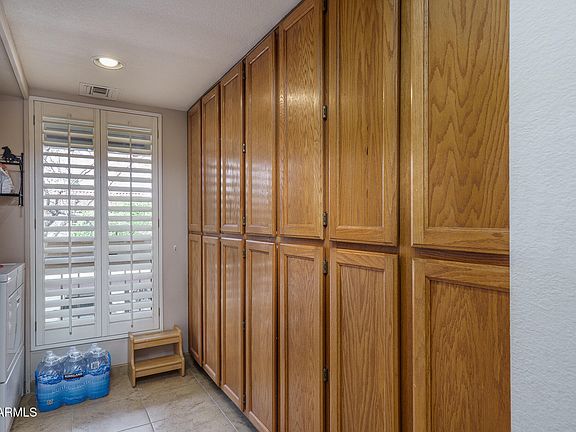 5th image of 8651 E ROYAL PALM Road #206