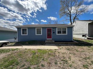 7313 NE 46th St, Kansas City, MO 64117