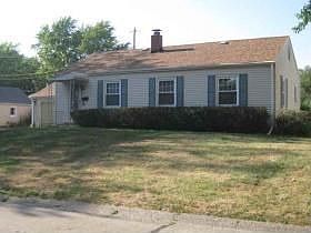 2nd image of 3 Waverly Dr