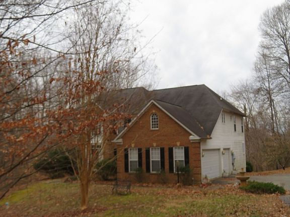 3rd image of 15965 Formosa Ln