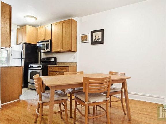 2nd image of 811 Walton Ave APT C1
