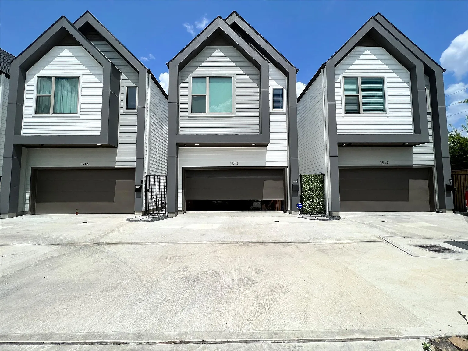 3 bed, 2.5 bath, 1791 sqft, $3,100 — Photo 2
