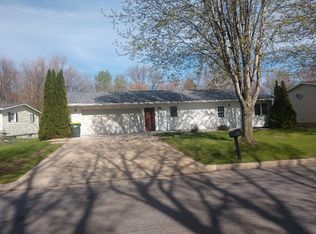 101 Eastwood Dr, Redwood Falls, MN 56283