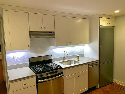 Rented by American Way Real Estate Inc | media 17