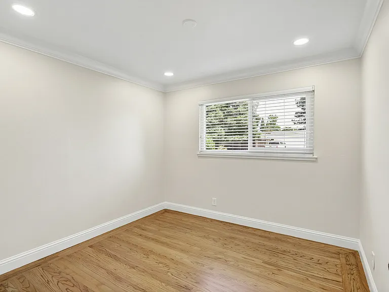 4521 Juno Way — Photo 21