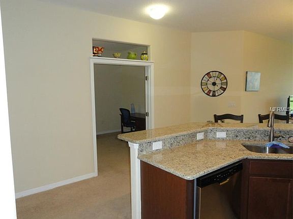 5th image of 3640 Solana Cir Unit B