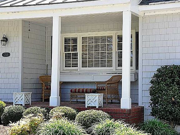3rd image of 713 Bobolink Dr