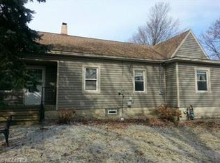 6858 Fry Rd, Middleburg Heights, OH 44130