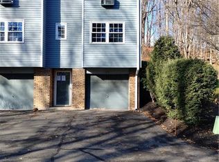 250 Summer St #22I, Southington, CT 06489