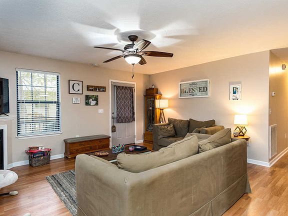 2nd image of 1759 Todd Dr