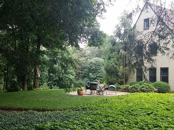 2nd image of 31 Mountain Ave