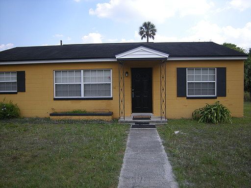 1st image of 302 N Central Ave