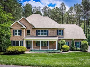 206 Ridge Top Dr, Connelly Springs, NC 28612