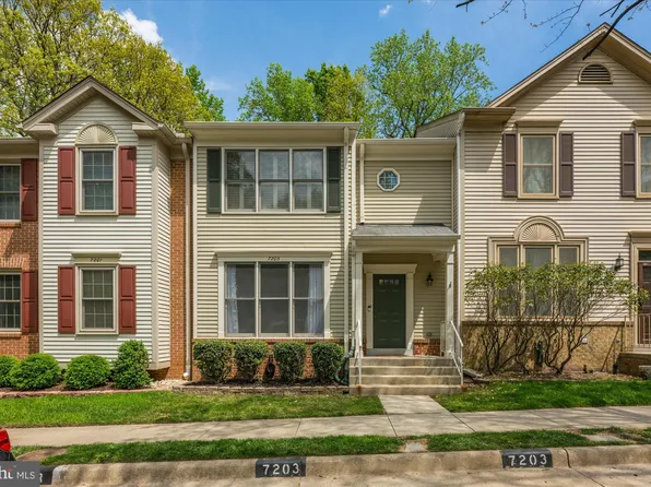 7203 Burton Hill Ct, Springfield, VA 22152