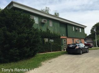 425 Western Ave APT 1, Waterloo, IA 50701