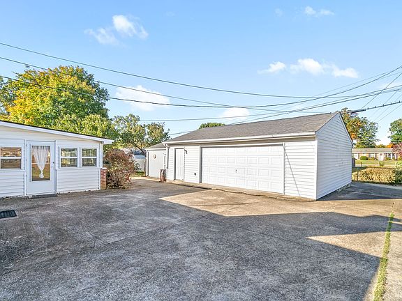 2nd image of 216 Alfred Dr