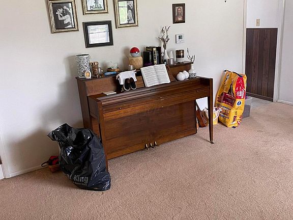 4th image of 207 Harris Ave