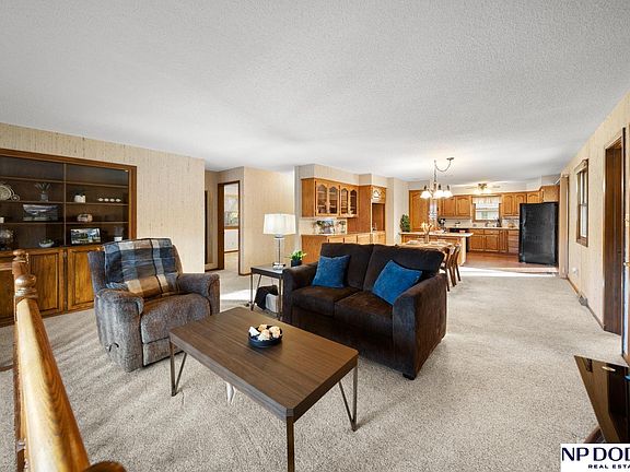 3rd image of 1817 Sandalwood Ct