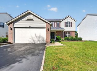 130 Fairfield Dr, Romeoville, IL 60446