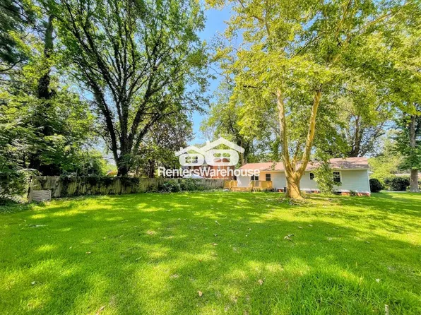 5 Paddock Dr, Newport News, VA 23606