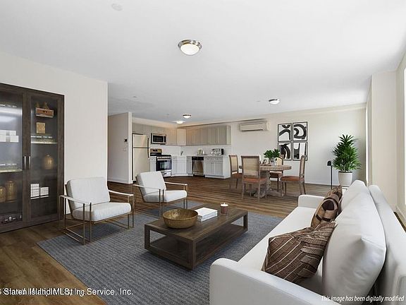 4th image of 15 Highland Ave APT 2B
