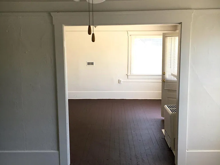 1915 4th Ave #9 — Photo 22