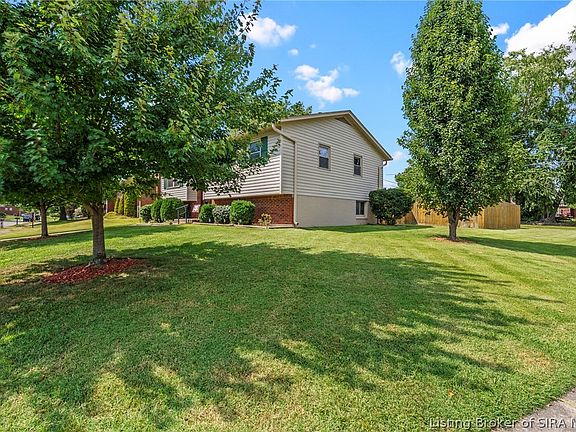 5th image of 1402 Dove Drive