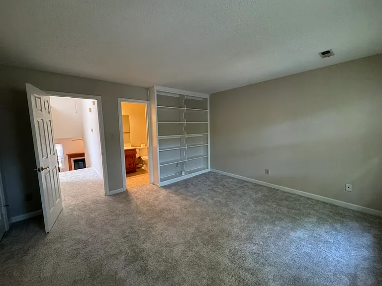 639 Todd Trl — Photo 16